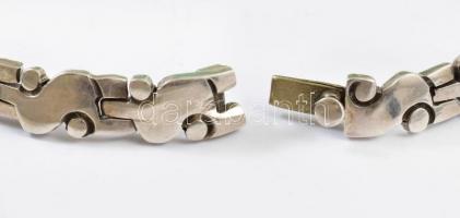 Ezüst(Ag) masszív nyaklánc, jelzett, h: 44 cm, nettó: 132,2 g