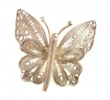 Ezüst(Ag) filigrán pillangós bross, jelzett, 3,5×3,5 cm, nettó: 7,37 g