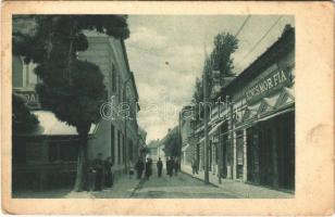 1936 Komárom, Komárno; Komitátní ulice / Komitatsgasse / Megye utca, Kincs Mór Fia üzlete / street view, shop (fl)