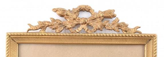 Antik, aranyozott fém képkeret, dupla üveggel, kis kopásokkal, belső méret: 11x11 cm