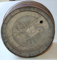 Régi hordó faragással kb 20 L (laza abroncsok)