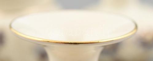 7 db Zsolnay búzavirág és pillangó mintás váza. Kézzel festett, jelzett, hibátlan. 13 cm-ig