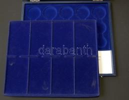 Éremtartó kazetta, 2db tálcával, 23 férőhellyel