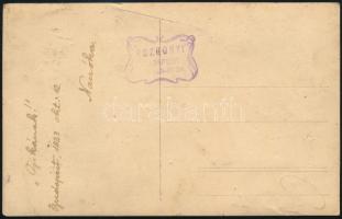 1923 Bp., Katonatiszt kitüntetésekkel kisfia társaságában, fotólap Rozgonyi műterméből, 8,5×13,5 cm