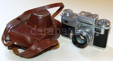 cca 1960 Kijev fényképezőgép tokkal