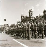 cca 1960-1970 Budapest, Kossuth tér, katonai ünnepség, 2 db fotónegatív, 6×6 cm