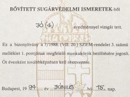 1995 Két román útlevél és egy sugárvldelmi bizonyítvány / Romanian passports and Hungarian licence