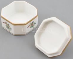 Herendi csipkebogyó mintás kis ékszeres dobozka.   Kézzel festett, jelzett, kis lepattanással 5x5x5 ...