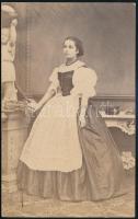 cca 1861 Pauliné Markovits Ilka (1839-1915) énekesnő, keményhátú fotó Veress Ferenc kolozsvári műterméből (Fényképmű csarnokából), 9x5,5 cm