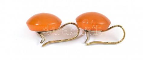 14K arany fülbevaló borostyánnal. Jelzett. br 2,68 g