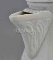 Herendi porcelán kiöntő, a tetején rózsával díszített, fehér mázas, jelzés nélkül, a rózsán apró tör...