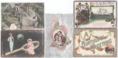 33 db RÉGI motívum képeslap: üdvözlő, dombornyomottak és rátétesek is / 33 pre-1945 motive postcards...