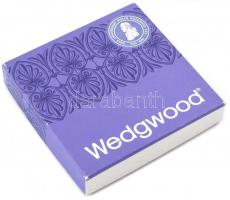 Wedgewood tálka. Biszkvit porcelán, festett, jelzett, hibátlan, eredeti dobozában d: 11 cm