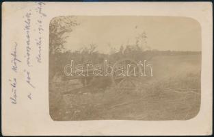 1916 Ágyú elsütés közben, a cső visszasiklik, fotó, feliratozva, 9×14 cm