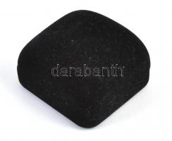 14K fehérarany (Au) fülbevaló szintetikus kövekkel. Jelzett, tanúsítvánnyal, dobozzal. br 1,6 g