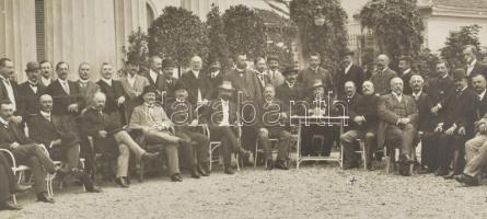 Justh Gyula (1850-1917) a Justh Párt (Függetlenségi és 48-as (Justh) Párt) találkozóján Justh birtok...