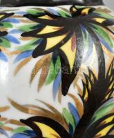 Zsolnay porcelán váza egyedi virágos festéssel. Kézzel festett, jelzett, hibátlan. 14 cm
