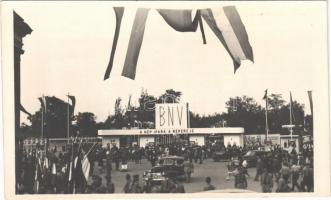 1948 Budapest, Budapesti Nemzetközi Vásár a Centenárium évében, A nép ipara a nép ereje, autmobilok