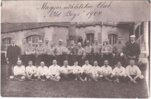 1904 Old Boys Magyar Athlétikai Club / Hungarian Athletics Club. photo (fl)