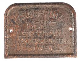 cca 1910 Kronprinz Werke, Leopold Kimpink petróleum tűzhelyének márkajegye, rozsdás, 6×7,5 cm