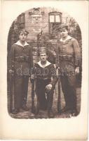 Magyar Királyi Folyamőrség matrózai szuronypuskákkal / Mariners of the Hungarian Royal River Guard with guns. photo