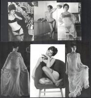 cca 1975 Lassan, lassan, valamicske, szolidan erotikus felvételek, 6 db vintage fotó, 17x13 cm és 12x7,6 cm között