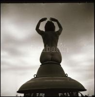 Kalandos és izgalmas életek egy-egy pillanata, több fotómodell közreműködésével, különböző időpontok...