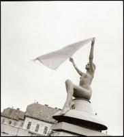 cca 1984 Északi szél várható, Menesdorfer Lajos (1941-2005) budapesti fotóművész hagyatékából, 7 db ...