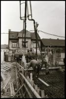 1987 Újpest, Bajcsy metróállomás felszíni munkálatai, 20 db vintage NEGATÍV, 24x36 mm