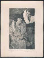 1933 Orphanidesz János (1876-1939) aláírásával jelzett vintage fotóművészeti alkotás (Két hölgy), 24x18 cm