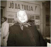 cca 1961 Falusi Népbolt, Kotnyek Antal (1921-1990) budapesti fotóriporter hagyatékából 23 db vintage...