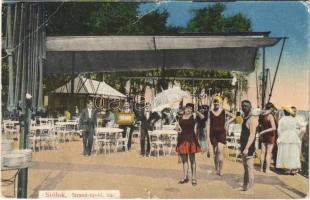 1918 Siófok, Strand-fürdő bar, pincérek, fürdőruhás emberek (EB)