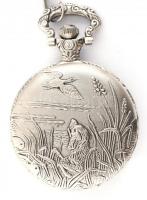 Louis Jourdan vadász jelenetes modern kvarc fém zsebóra, fém lánccal,. d: 45 mm