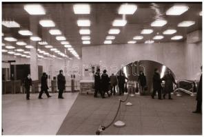 cca 1972 Budapesti metró, Magyar Alfréd budapesti fotóművész 23 db vintage NEGATÍV felvétele, 24x36 ...