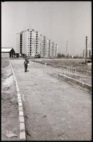 cca 1970 Budapest, Újpalota lakótelep, Magyar Alfréd budapesti fotóművész 38 db vintage NEGATÍV felv...