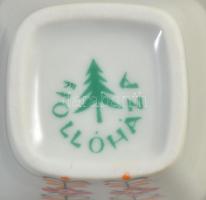 Hollóházi népi mintás porcelán pálinkás készlet díszdobozban. Matricás, jelzett, hibátlan