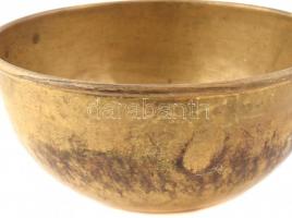 Réz habüst, kopásokkal, d: 23 cm