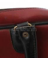 "Hungaria" feliratú olimpiai sportoló műbőr táska, kopásnyomokkal