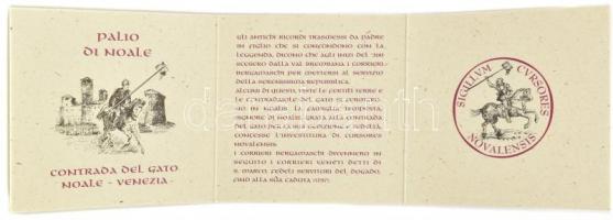 A velencei futárszolgálat pecsétje fa dobozban, olasz nyelvű leírással, jó állapotban, 12x12 cm