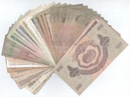 Vegyes 41db-os magyar és külföldi bankjegy tétel, közte 2000. 1000Ft "DD" "Millennium...