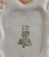 Zsolnay kutya (terv: Niemayer Vilmos). Kézzel festett, jelzett, hibátlan.10 cm