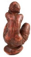 Tóth Valéria (1943- ): Merengő. Jelzett, festett terrakotta m: 26 cm