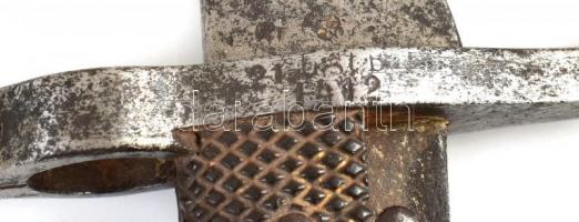 Nagy méretű jelzett bajonett. (21 Lstd.) 60 cm