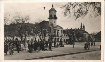 1941 Zombor, Sombor; városház, piac / town hall, market