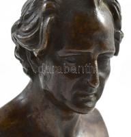 Johann Wolfgang von Goethe mellszobra, büsztje. Bronz. XIX: sz. vége. Jelzés nélkül. 16 cm