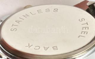 Soxy kvarc divatkaróra. Rozsdamentes tokkal, fém pánt. újszerű állapotban d: 42 mm