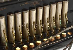 Gebrüder Ludwig - Reményi Mihály akkordeon, tangóharmonika. XX. sz. eleje.  Jelzett, működőképes, dí...