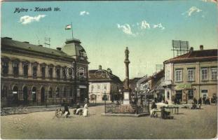 1914 Nyitra, Nitra; Városháza, Kossuth tér, szobor, Einzinger József üzlete / square, statue, shops, town hall + "NYITRA P.U."