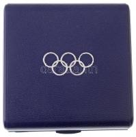 Papp László (1947-) 1992. "Barcelonai Olimpia - Magyar Csapat - Öttusa" Ag emlékérem díszt...