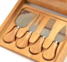 Sajtkés készlet (4 db) üvegezett fa tartódobozban, újszerű állapotban, eredeti dobozában, 20x19x3 cm